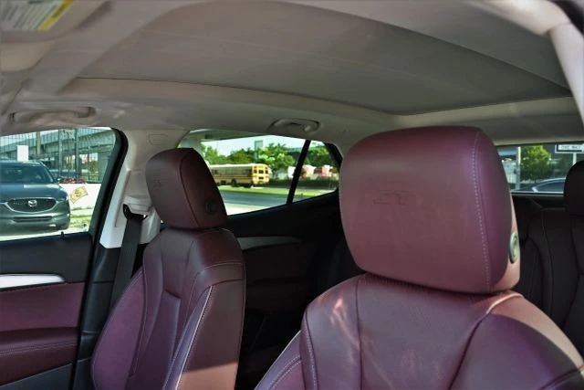 2024 Buick Envision - Image 12 of 18