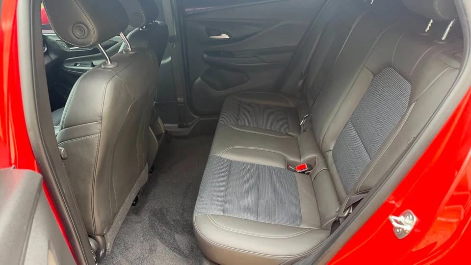 2024 Buick Envision - Image 13 of 18