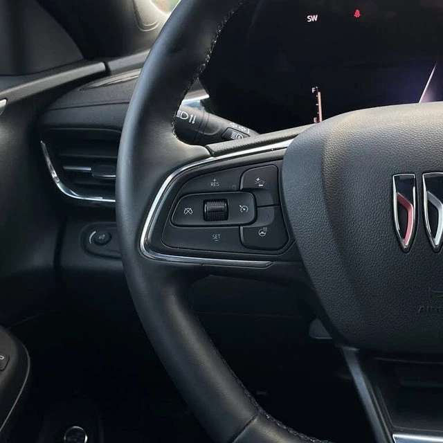 2024 Buick Envision - Image 12 of 20