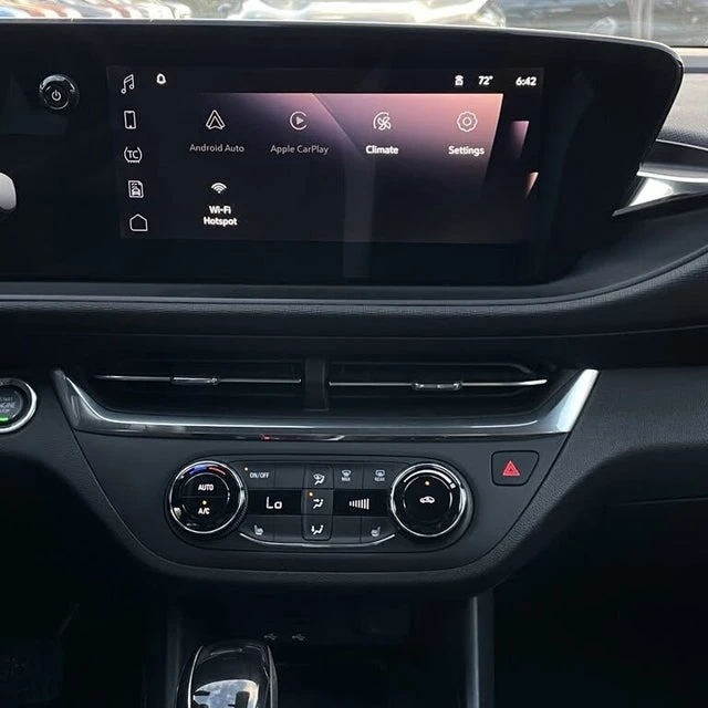 2024 Buick Envision - Image 16 of 20
