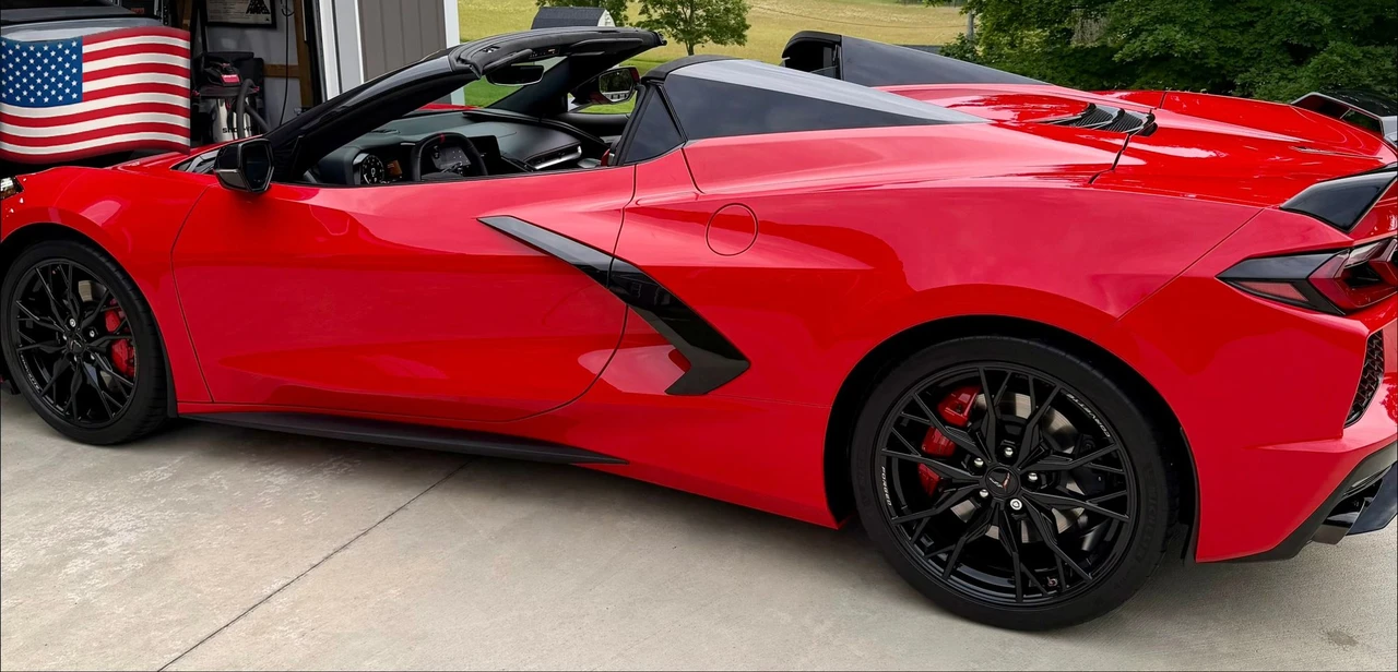 2024 Chevrolet Corvette C8 - Image 18 of 30
