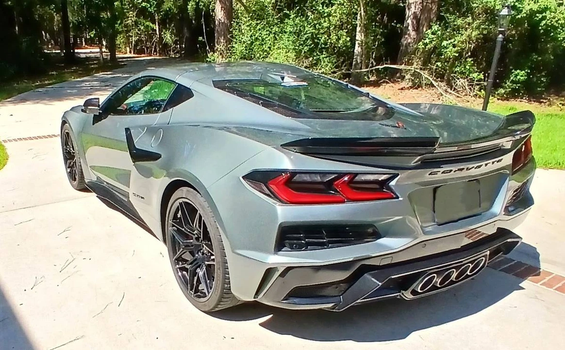 2024 Chevrolet Corvette C8 Z06 - Image 6 of 12