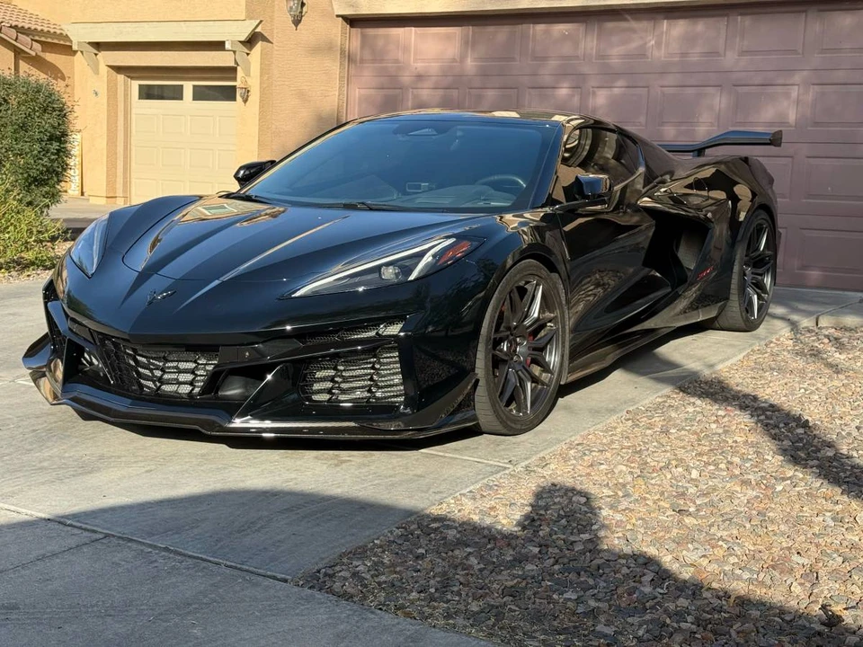 2024 Chevrolet Corvette C8 Z06 - Image 2 of 11
