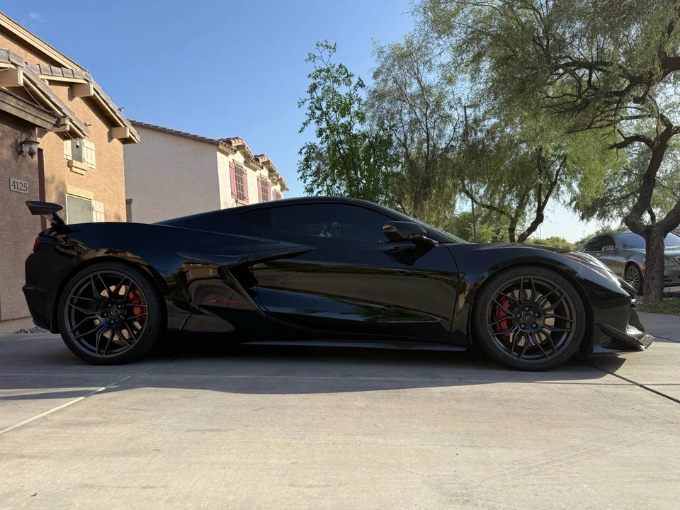 2024 Chevrolet Corvette C8 Z06 - Image 8 of 11