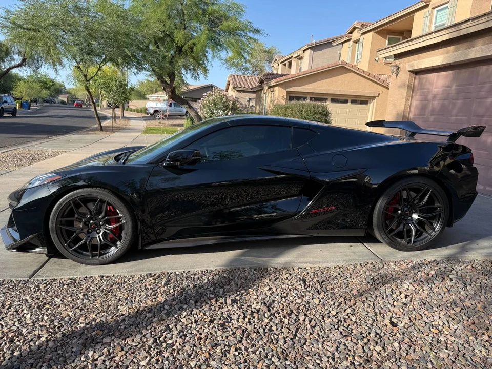 2024 Chevrolet Corvette C8 Z06 - Image 3 of 11