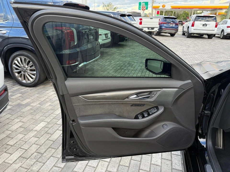 2024 Cadillac CT5-V Blackwing - Image 19 of 21