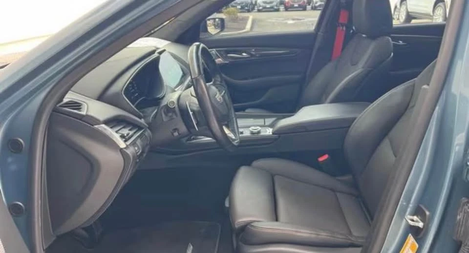 2024 Cadillac CT5-V - Image 9 of 10