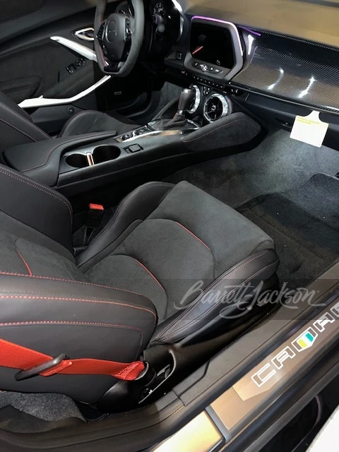 2024 Chevrolet Camaro ZL1 6th Gen - Image 29 of 30