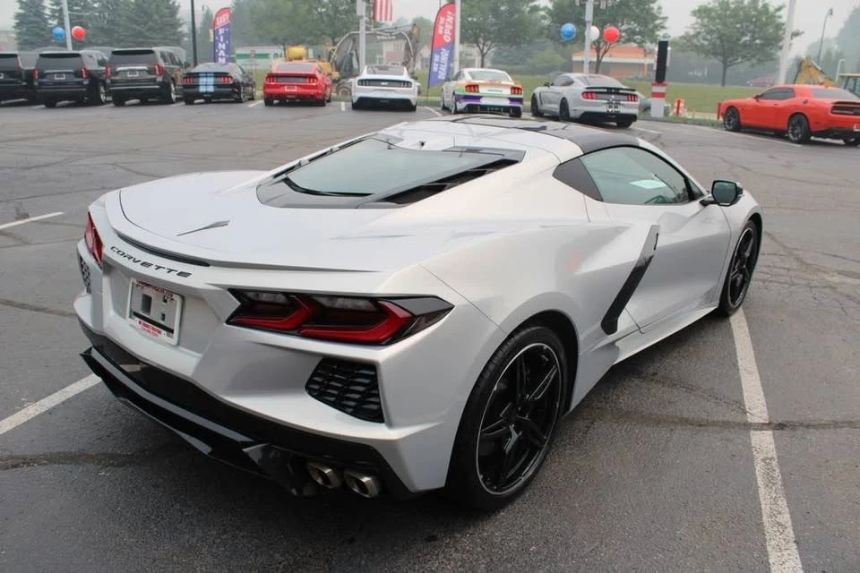 2024 Chevrolet Corvette C8 - Image 5 of 10
