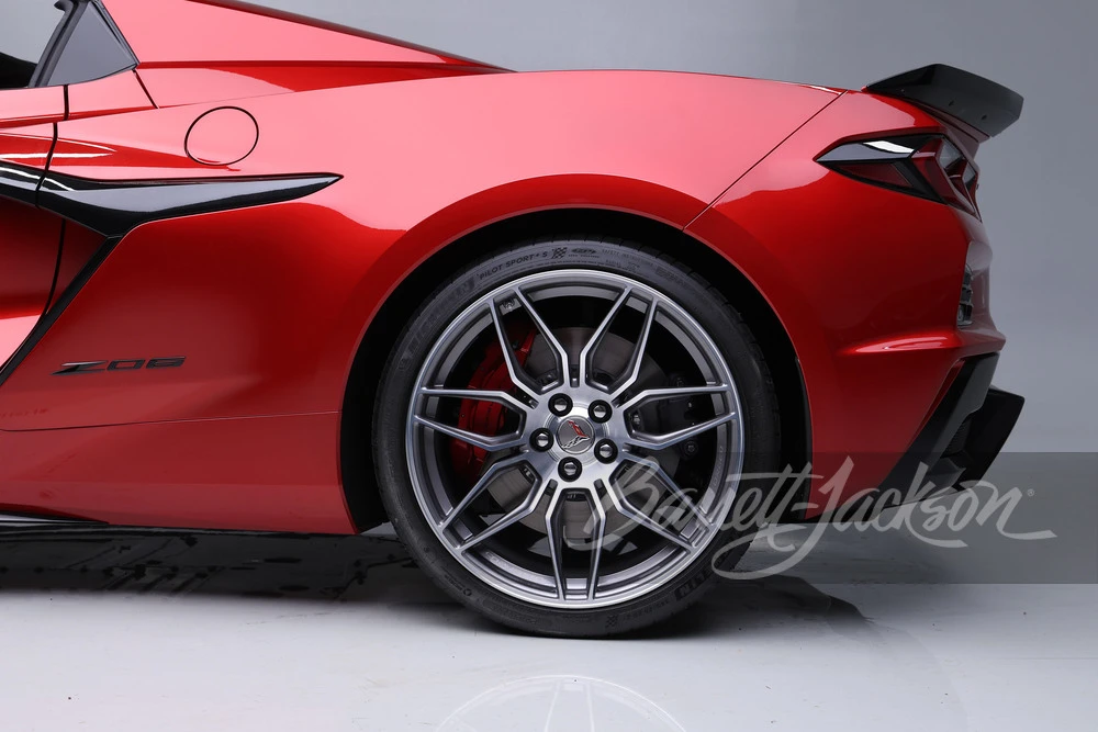 2024 Chevrolet Corvette C8 Z06 - Image 10 of 31