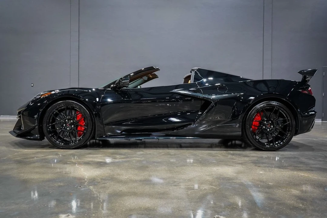 2024 Chevrolet Corvette C8 Z06 - Image 2 of 21