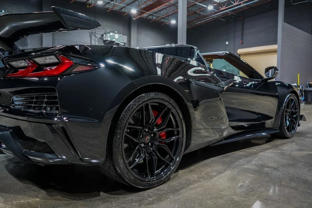 2024 Chevrolet Corvette C8 Z06 - Image 18 of 21