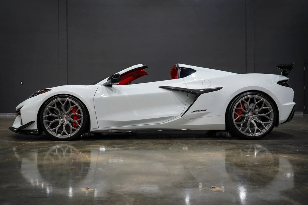 2024 Chevrolet Corvette C8 Z06 - Image 2 of 21