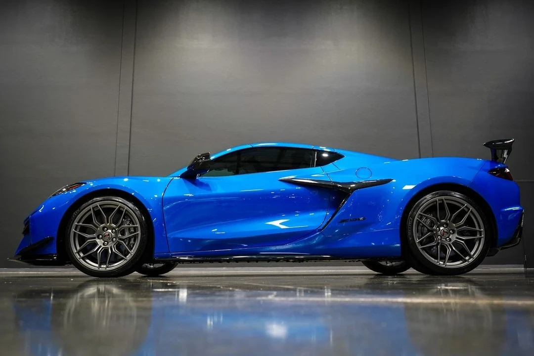 2024 Chevrolet Corvette C8 Z06 - Image 19 of 21