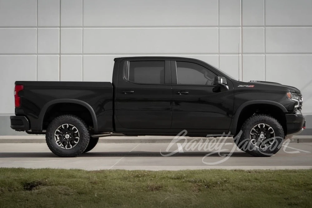 2024 Chevrolet Silverado 4th Gen - Image 15 of 25