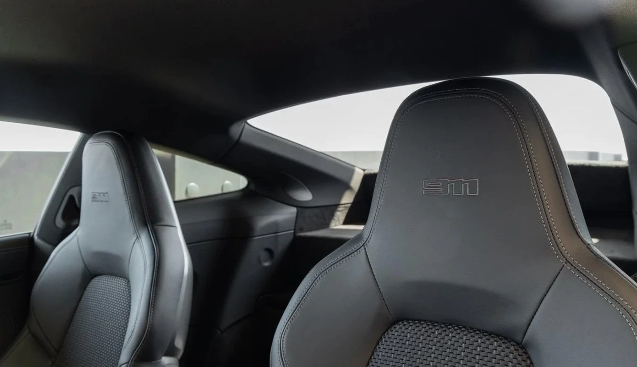 2024 Porsche 992 Carrera T - Image 4 of 5