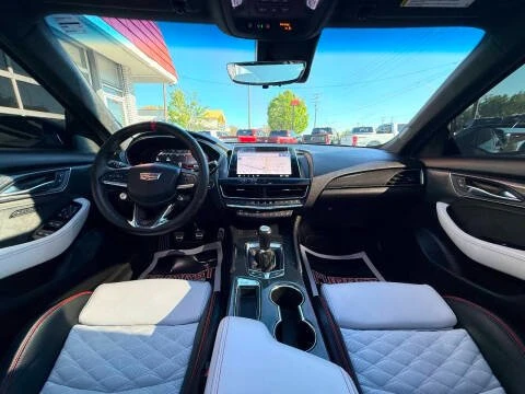 2024 Cadillac CT5-V Blackwing - Image 15 of 20
