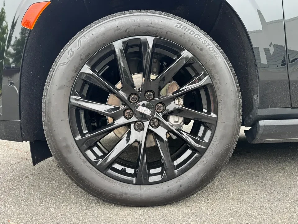 2024 Cadillac Escalade 5th Gen - Image 11 of 11