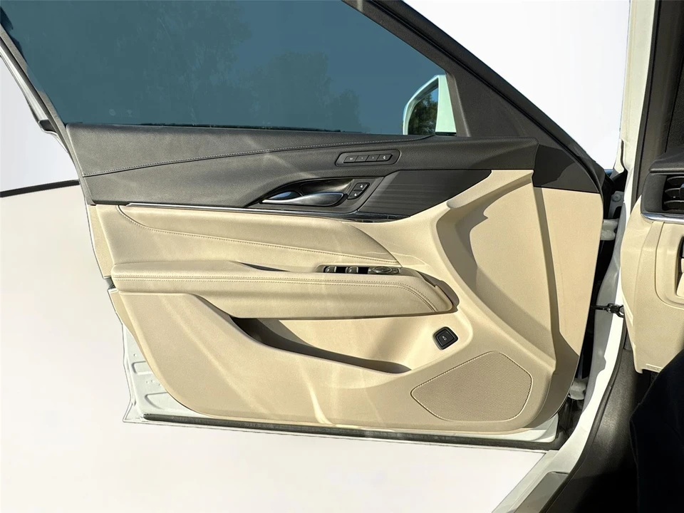 2024 Cadillac CT4 - Image 17 of 21