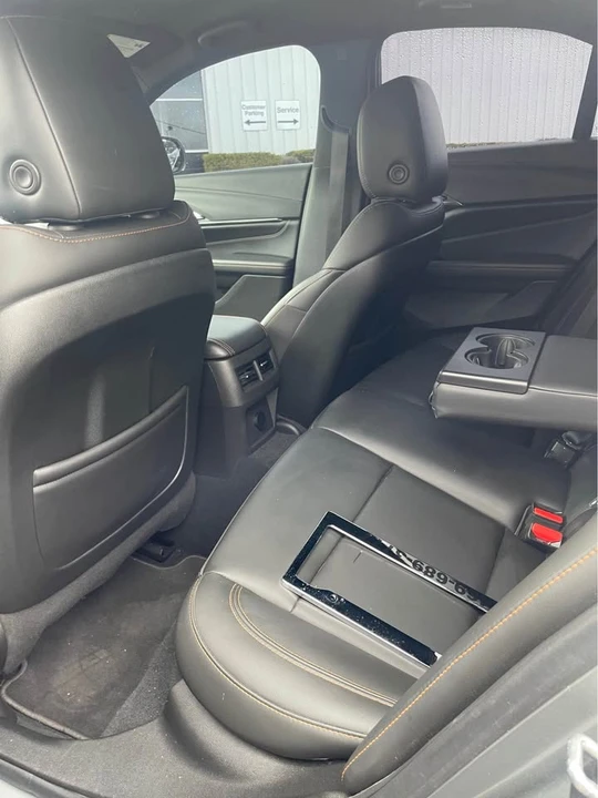 2024 Cadillac CT4 - Image 6 of 9