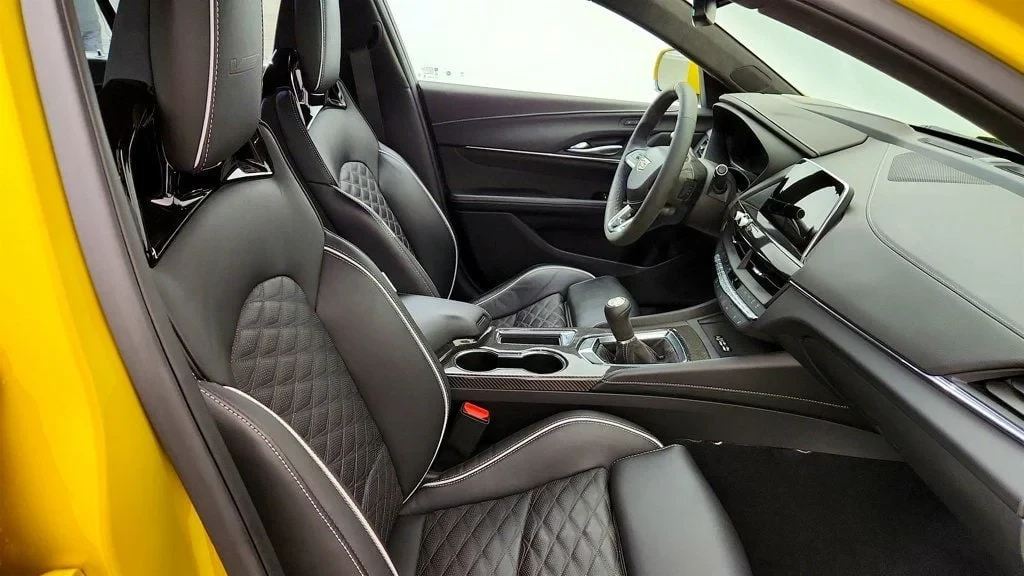 2024 Cadillac CT4-V Blackwing - Image 25 of 27