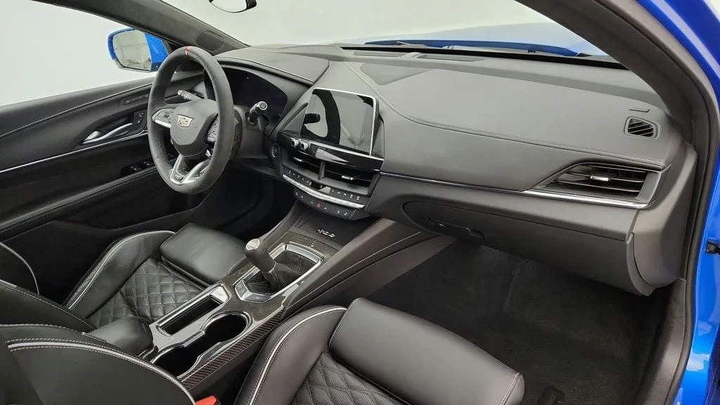 2024 Cadillac CT4-V Blackwing - Image 26 of 28