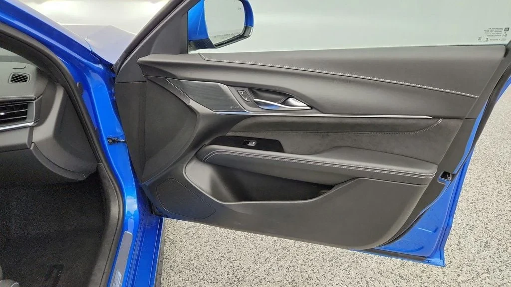2024 Cadillac CT4-V Blackwing - Image 27 of 28