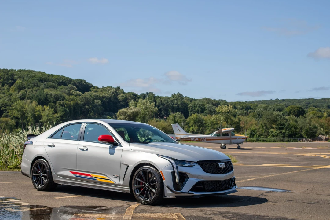 2024 Cadillac CT4-V Blackwing - Image 6 of 31