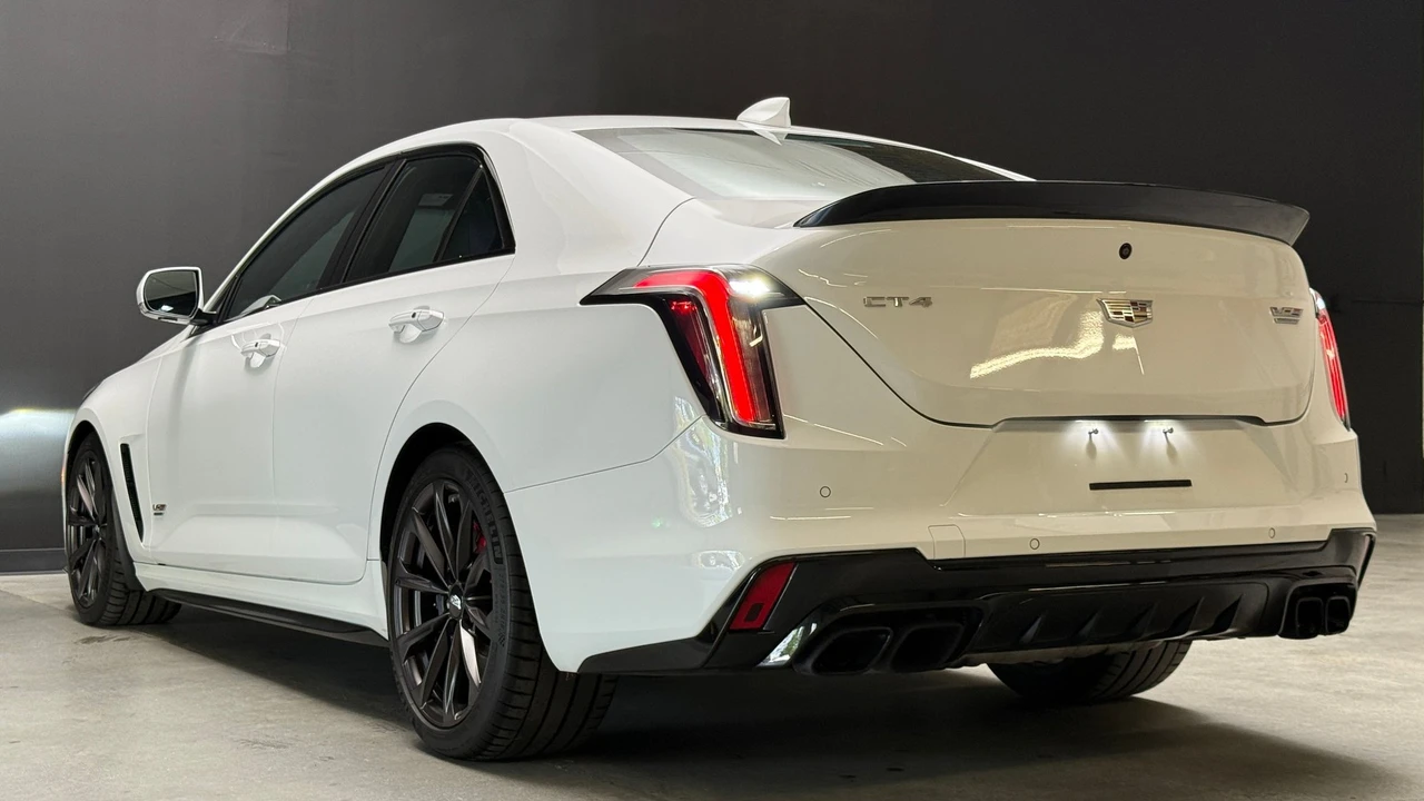 2024 Cadillac CT4-V Blackwing - Image 8 of 23