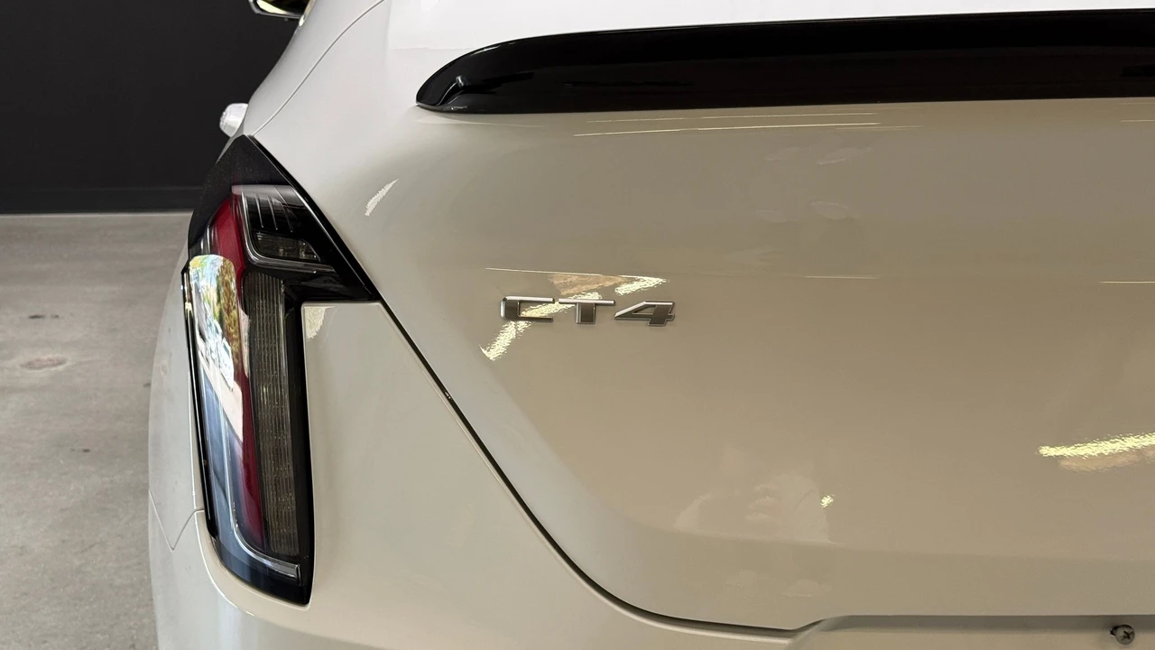 2024 Cadillac CT4-V Blackwing - Image 10 of 23