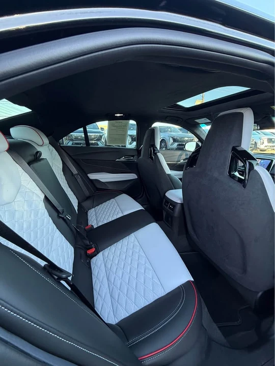 2024 Cadillac CT4-V Blackwing - Image 8 of 8