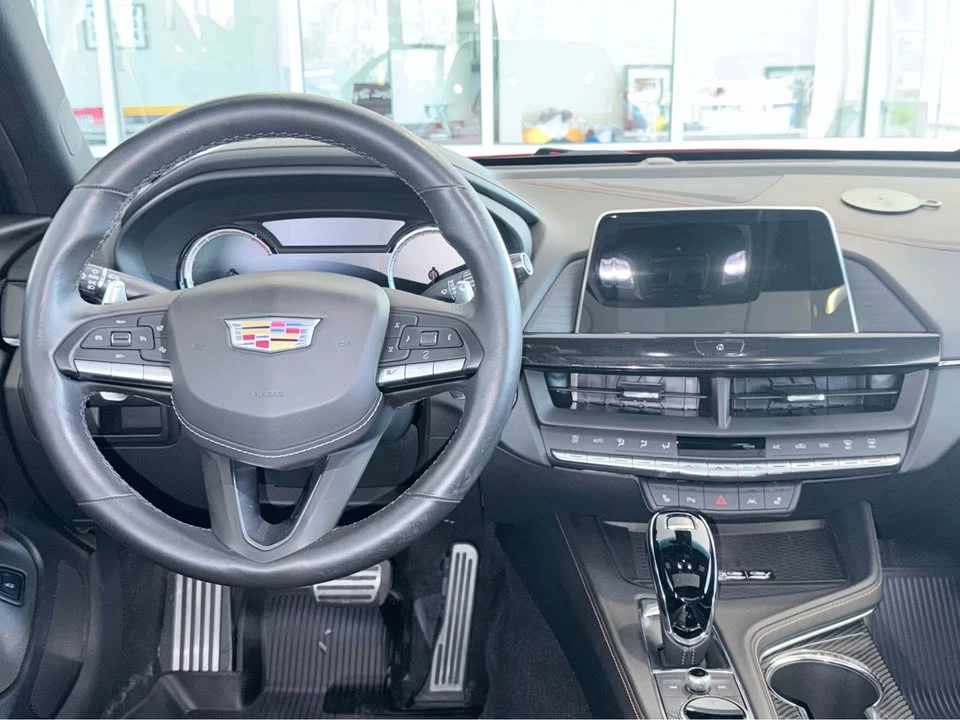 2024 Cadillac CT4-V - Image 10 of 17