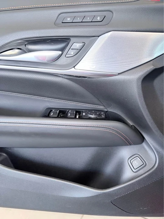 2024 Cadillac CT4-V - Image 16 of 17