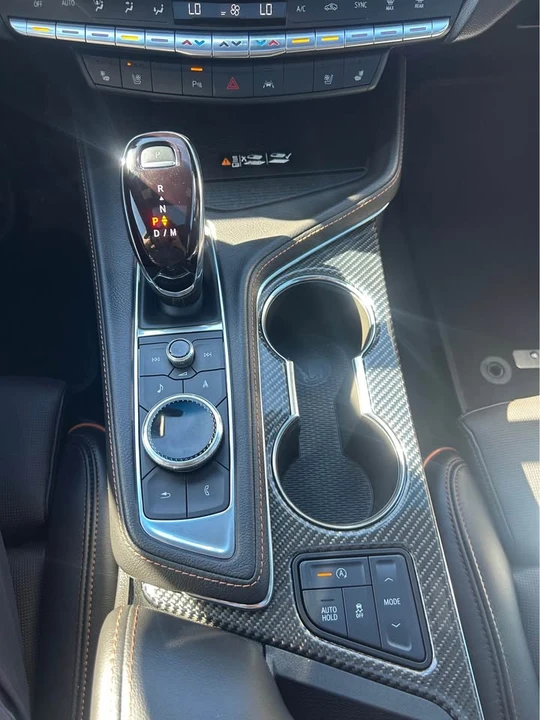 2024 Cadillac CT4-V - Image 15 of 16
