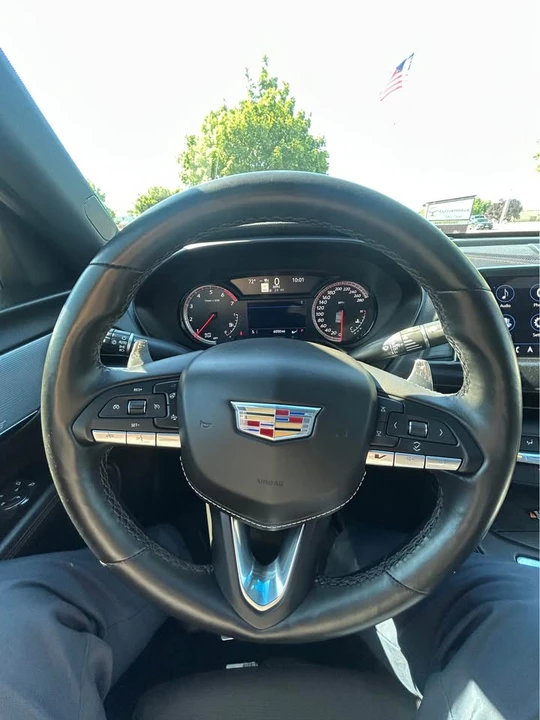 2024 Cadillac CT4-V - Image 10 of 16