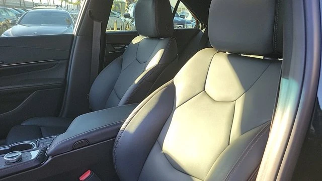 2024 Cadillac CT4-V - Image 18 of 20