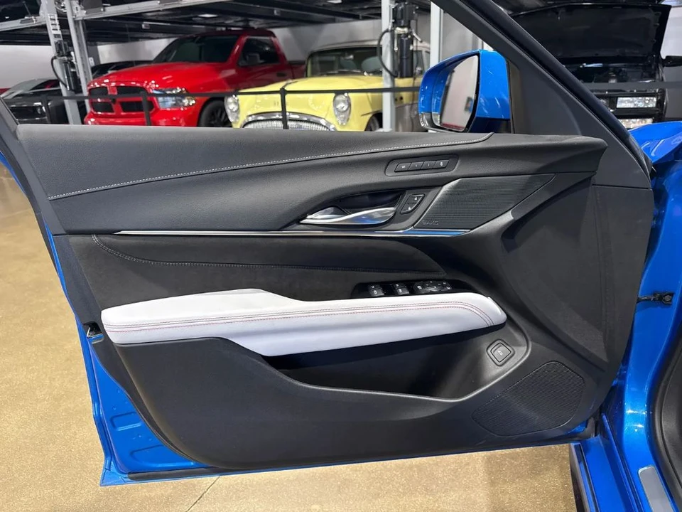 2024 Cadillac CT4-V Blackwing - Image 17 of 31