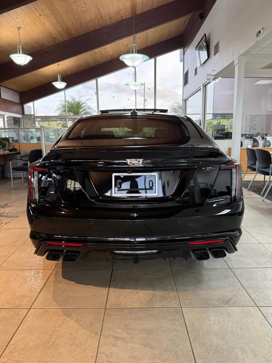 2024 Cadillac CT5-V Blackwing - Image 10 of 15