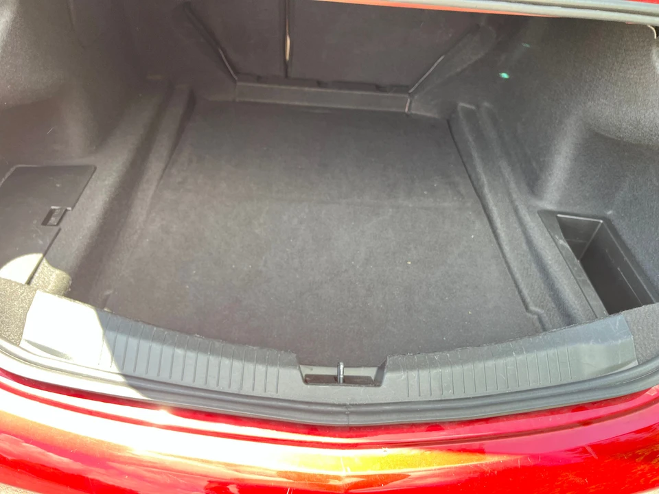 2024 Cadillac CT5 - Image 28 of 31