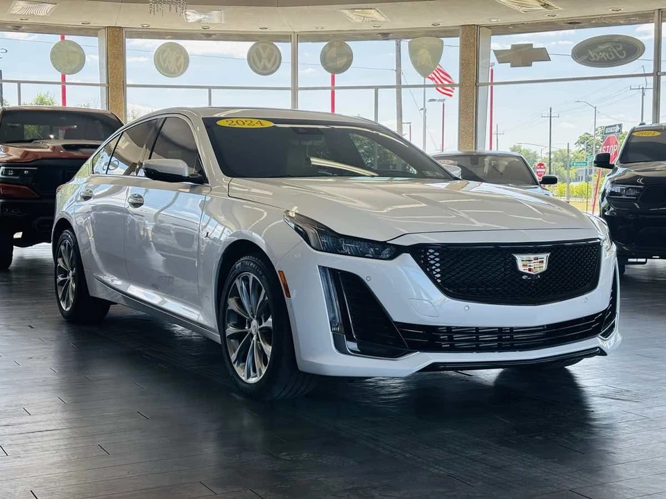 2024 Cadillac CT5 - Image 4 of 31