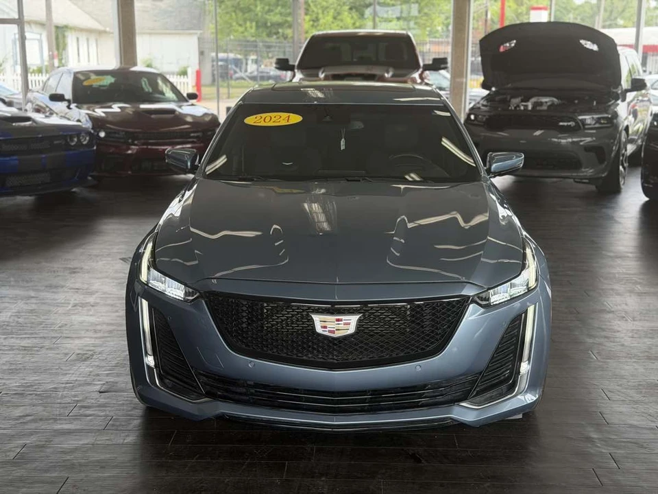 2024 Cadillac CT5 - Image 15 of 31
