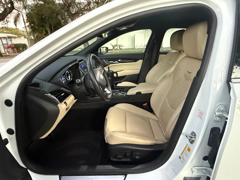 2024 Cadillac CT5 - Image 13 of 19