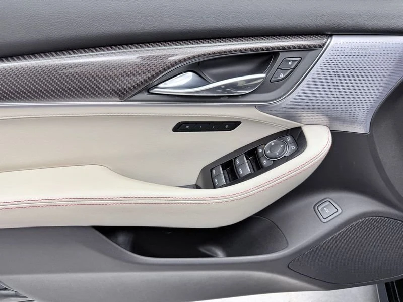 2024 Cadillac CT5-V - Image 15 of 18