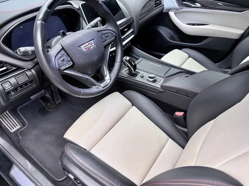 2024 Cadillac CT5-V - Image 9 of 18