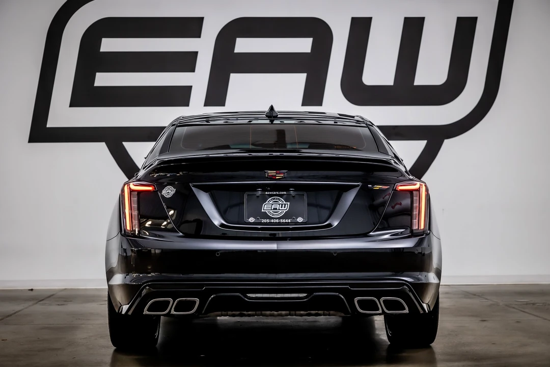 2024 Cadillac CT5-V - Image 11 of 12