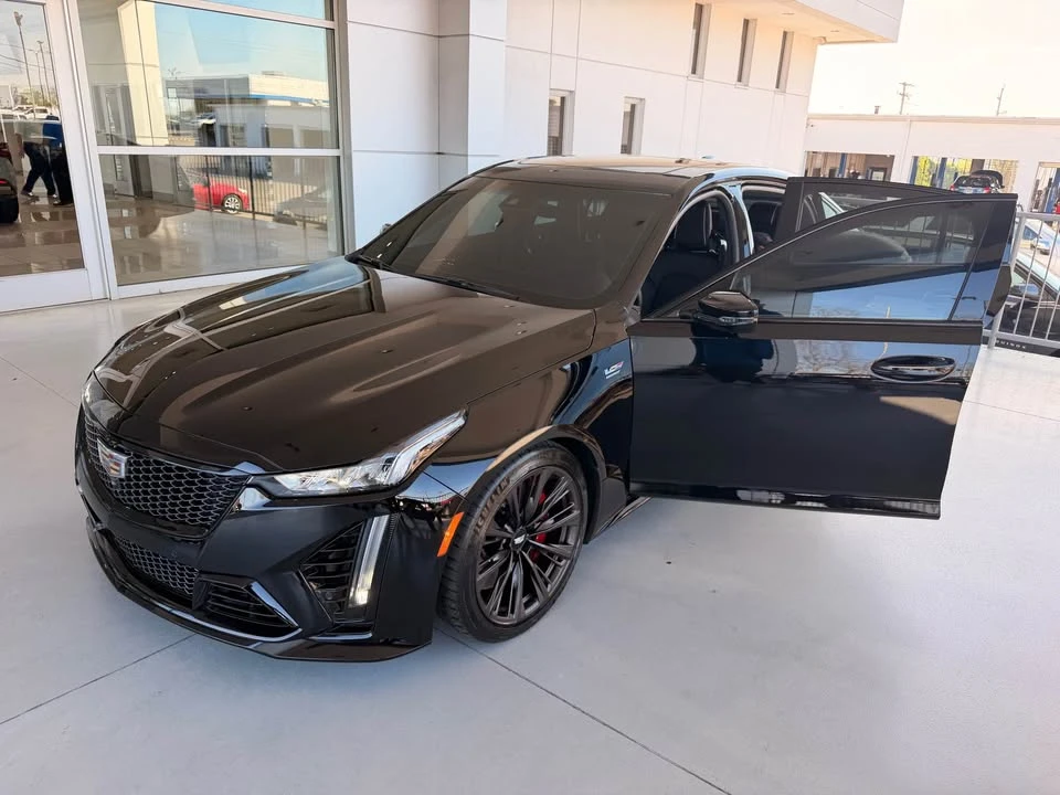 2024 Cadillac CT5-V Blackwing - Image 2 of 8