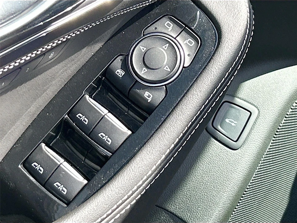 2024 Cadillac CT5-V Blackwing - Image 18 of 21