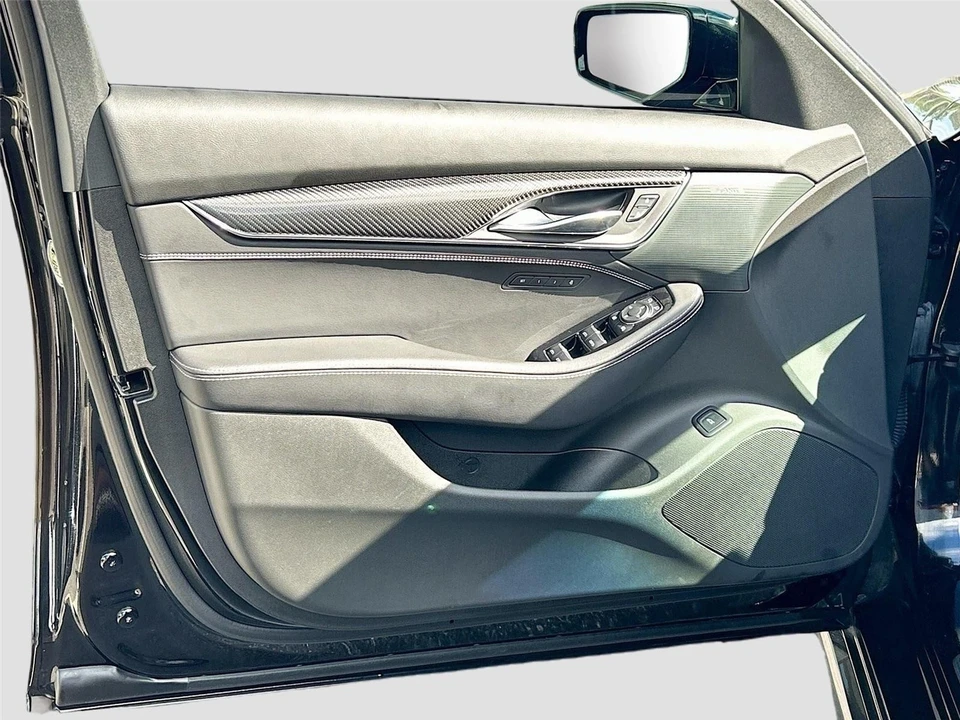 2024 Cadillac CT5-V Blackwing - Image 17 of 21