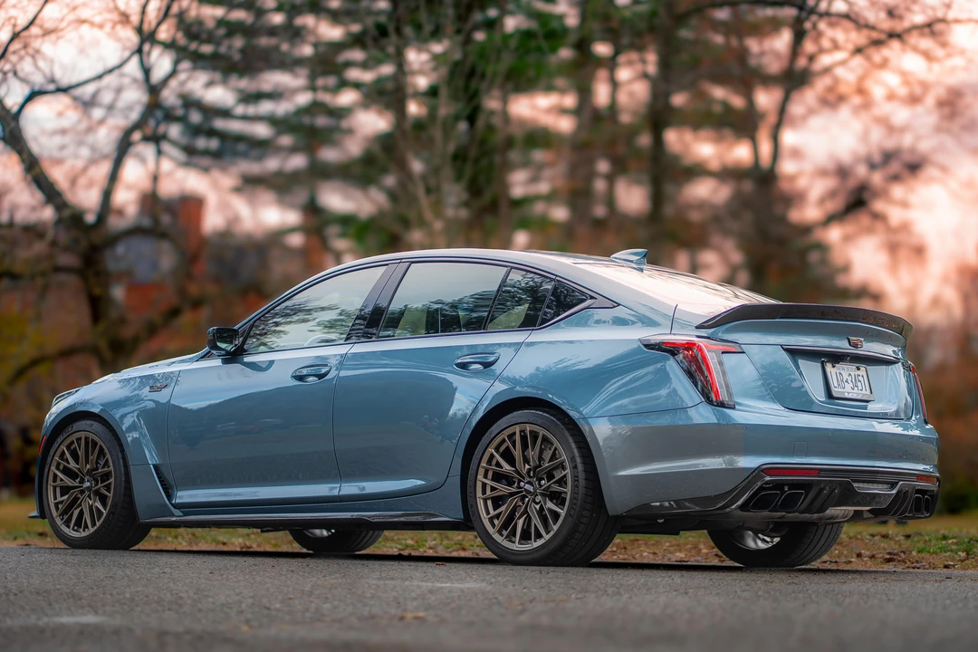 2024 Cadillac CT5-V Blackwing - Image 12 of 31