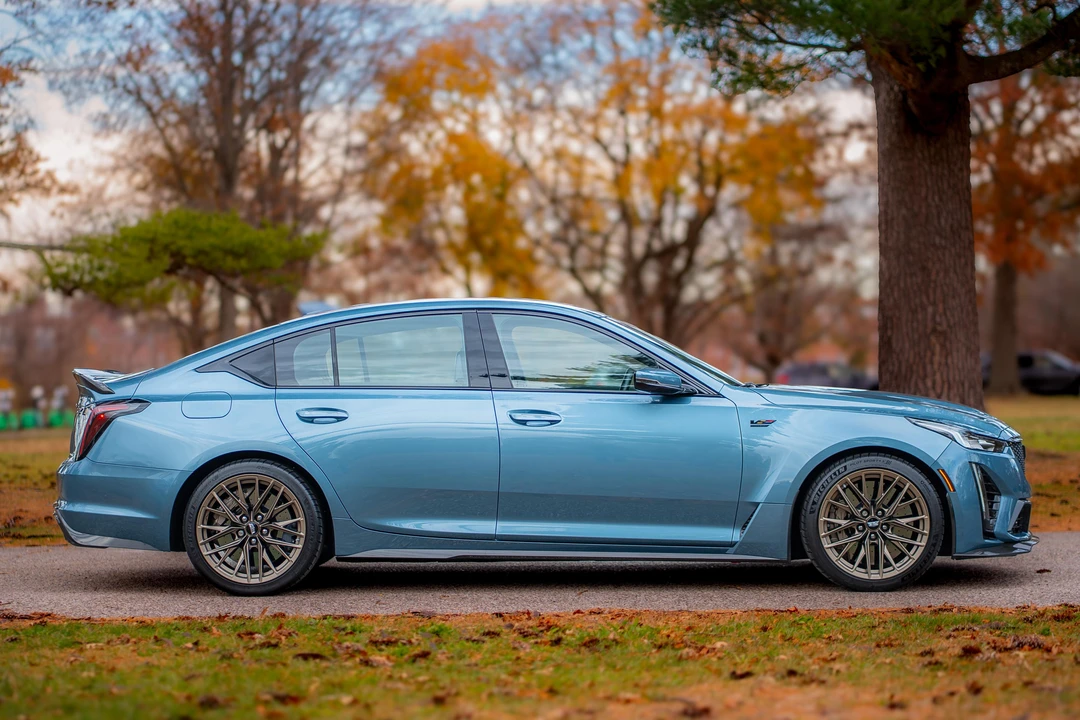 2024 Cadillac CT5-V Blackwing - Image 17 of 31